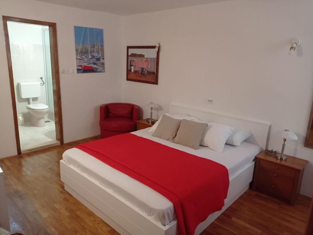 Apartments Peppino - Old Town Дубровник Екстериор снимка