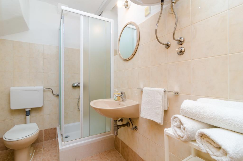 Apartments Peppino - Old Town Дубровник Екстериор снимка